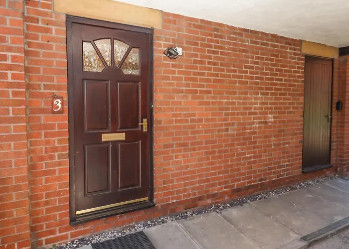 3 Rothbury Place